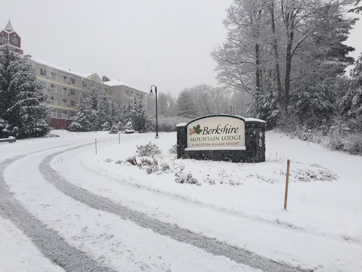 Berkshire Mountain Lodge Pittsfield Buitenkant foto