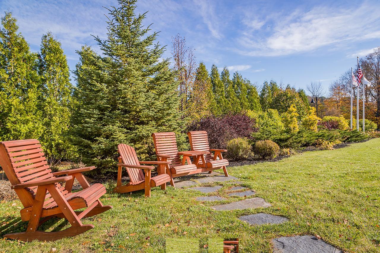 Berkshire Mountain Lodge Pittsfield Buitenkant foto
